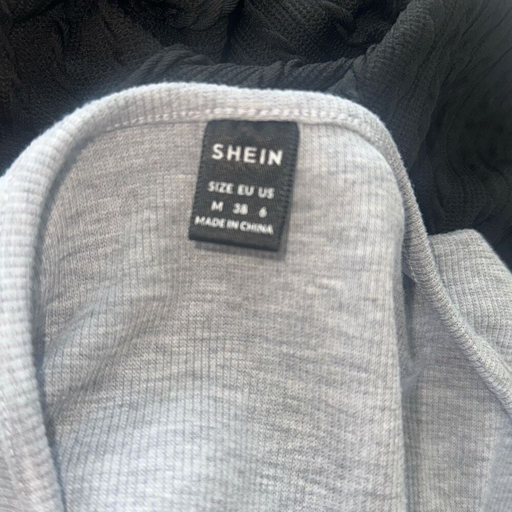 SHEIN Crop Top - Picture 5 of 5